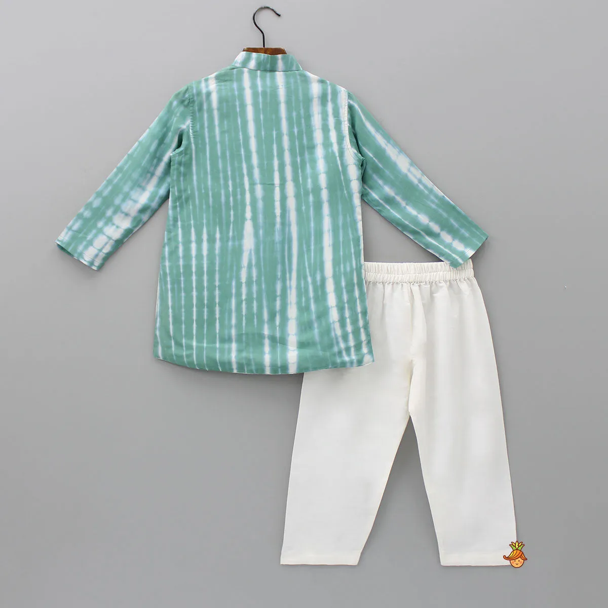 Pre Order: Shibori Printed Green Kurta With Pyjama