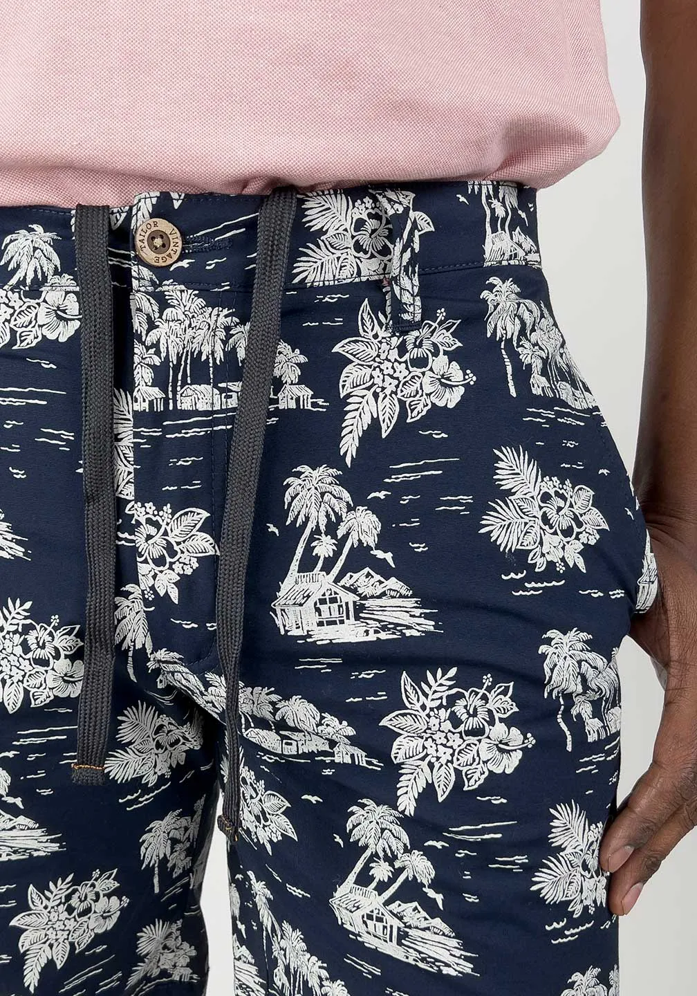 Regular Fit 9" Hybrid Walking Short