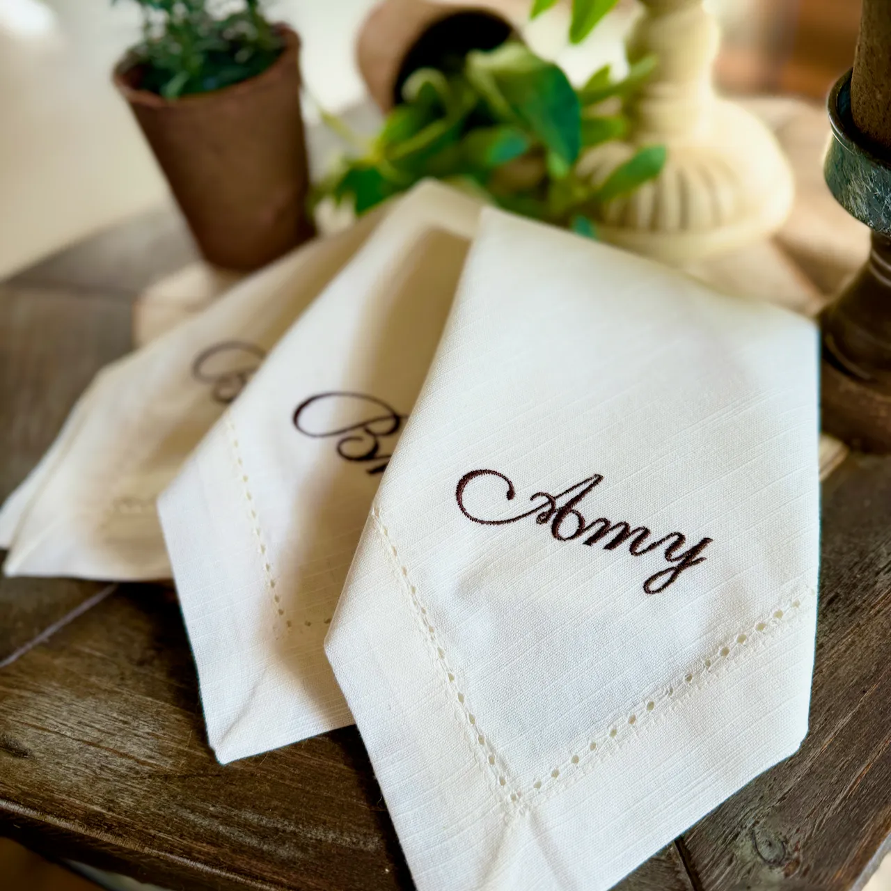 Set of 4 Embroidered Name Napkins, Lucinda Names Cloth napkins